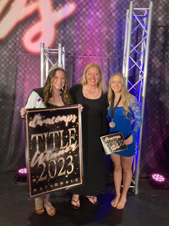 Lauren Adair Biography Picture