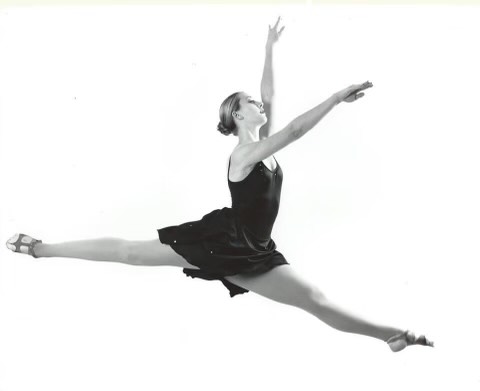 Lauren Adair Biography Picture